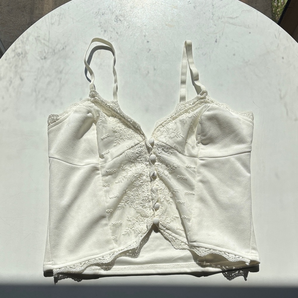 Lulus Dainty Ideal White Lace Button-front Cami Tank Top - Size M